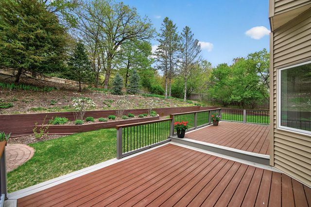 18339 Ridgewood Road, Minnetonka, MN 55345