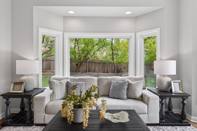 18339 Ridgewood Road, Minnetonka, MN 55345