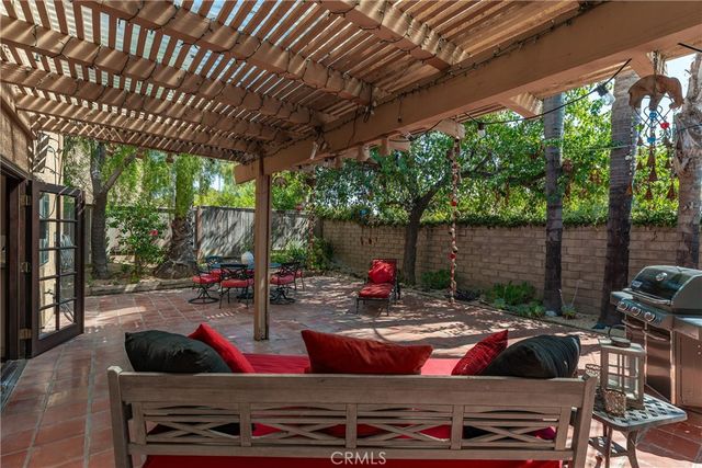 3806 Lost Springs, Calabasas, CA 91301