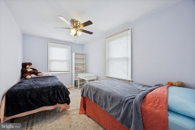 321 S STRATFORD RD, Glenolden, PA 19036