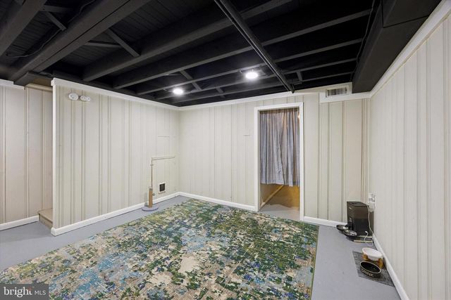 321 S STRATFORD RD, Glenolden, PA 19036