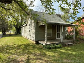 221 S Elm Street, Chelsea, OK 74016