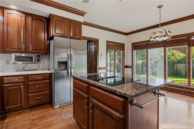3504 Edgeside Court, Fayetteville, NC 28303