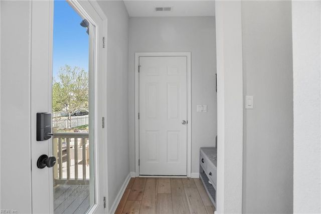 3212 Sybilla ST, Chesapeake, VA 23323