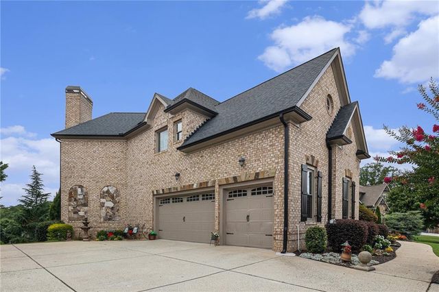 2088 Skybrooke Court, Hoschton, GA 30548