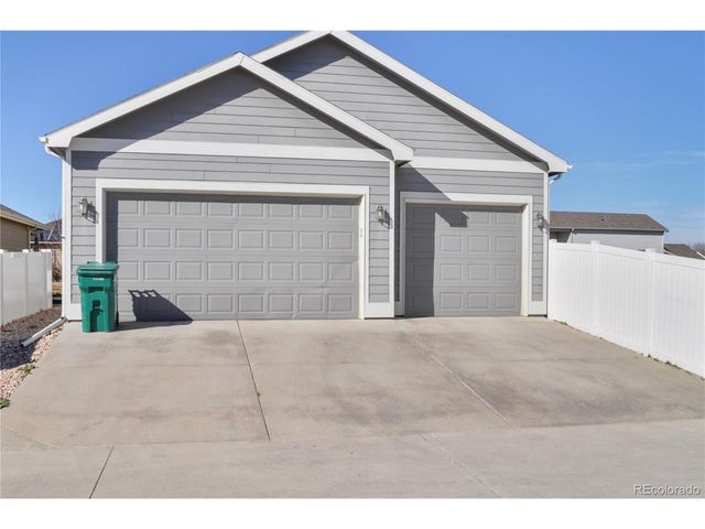 2500 Heather Ln, Evans, CO 80620