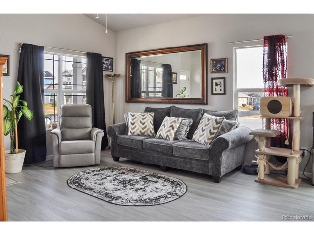 2500 Heather Ln, Evans, CO 80620