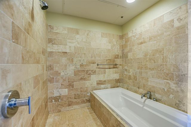 1600 Barton Springs RD 3504, Austin, TX 78704