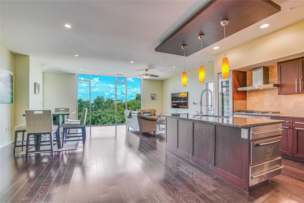 1600 Barton Springs RD 3504, Austin, TX 78704