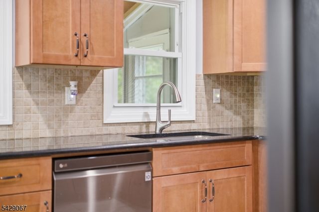 18 Belton St, Byram Twp., NJ 07874