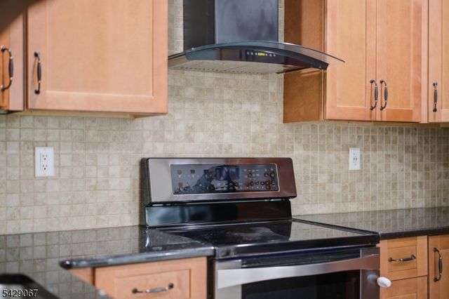 18 Belton St, Byram Twp., NJ 07874