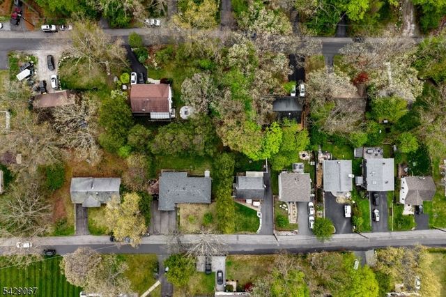 18 Belton St, Byram Twp., NJ 07874