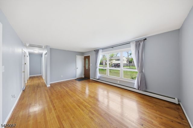 18 Belton St, Byram Twp., NJ 07874