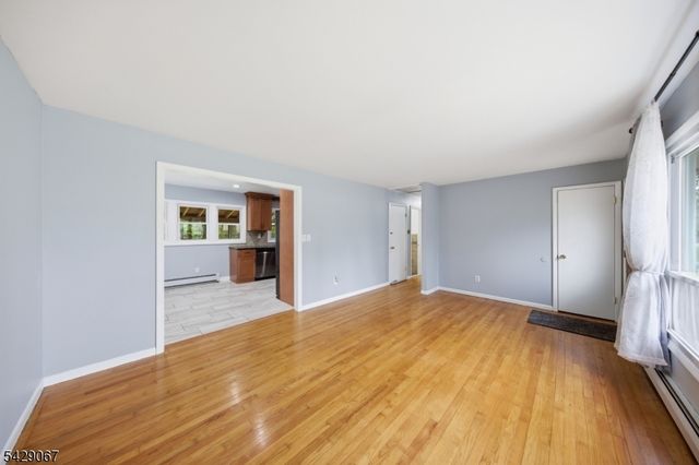 18 Belton St, Byram Twp., NJ 07874