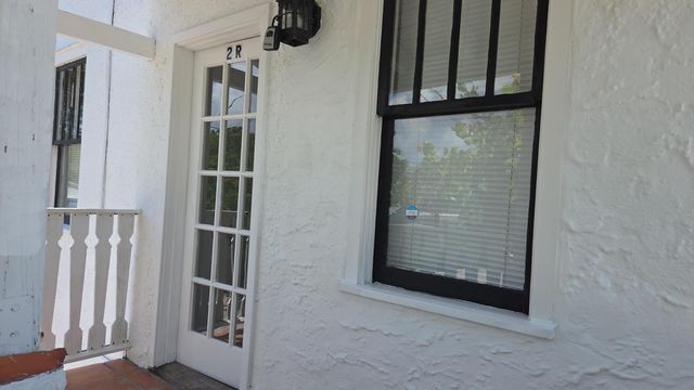 318 S J Street 2r, Lake Worth Beach, FL 33460