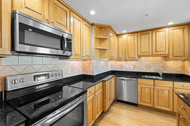 345 BAYSHORE BOULEVARD 1407, Tampa, FL 33606