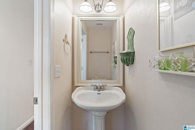 5013 LITTLE TURTLE DRIVE, Birmingham, AL 35242