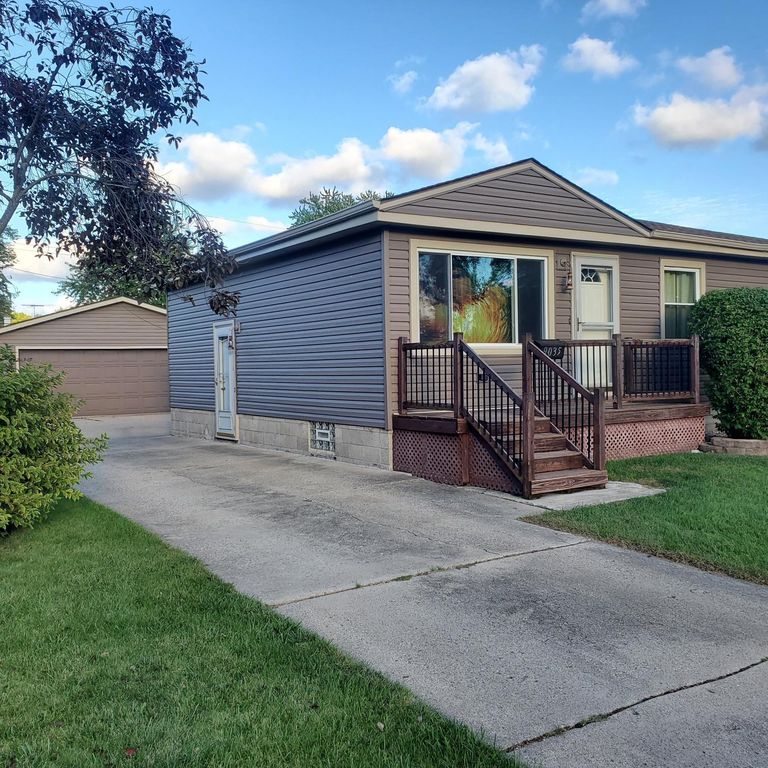 9035 O Day Drive, Highland, IN 46322