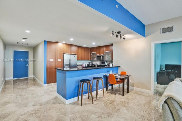 7901 Hispanola Ave 2010, North Bay Village, FL 33141
