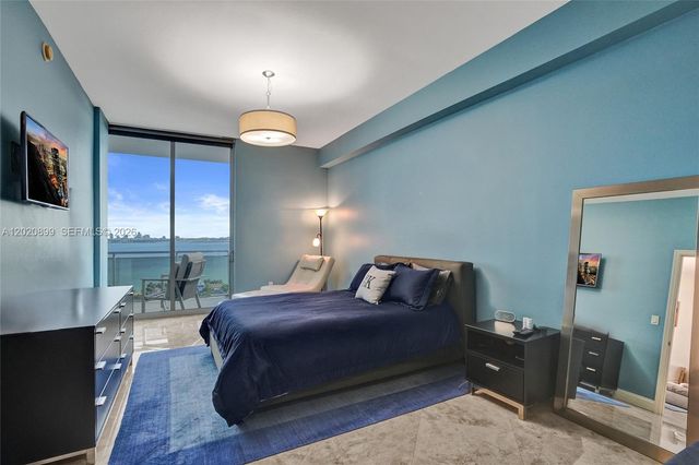 7901 Hispanola Ave 2010, North Bay Village, FL 33141