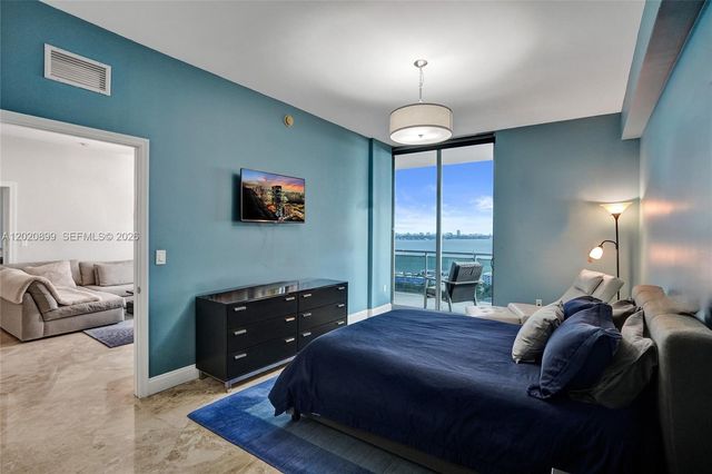 7901 Hispanola Ave 2010, North Bay Village, FL 33141