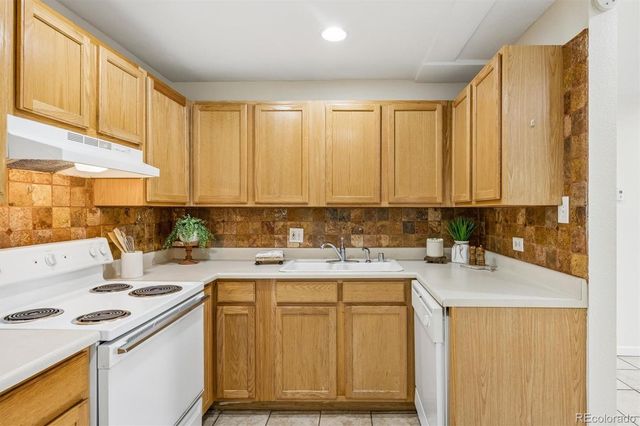3047 W 47th Avenue 308, Denver, CO 80211