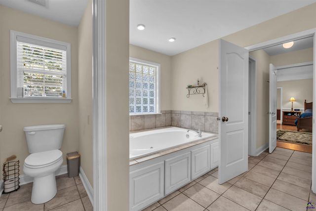 109 Devereaux Drive, Perry, GA 31069