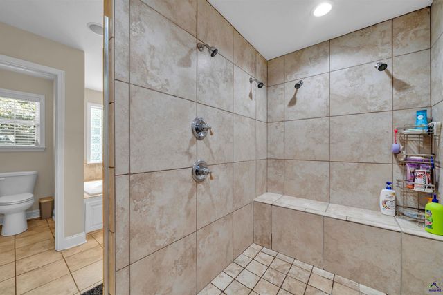 109 Devereaux Drive, Perry, GA 31069