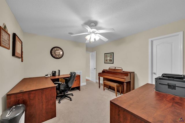 109 Devereaux Drive, Perry, GA 31069