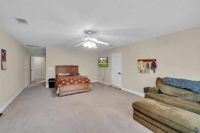 109 Devereaux Drive, Perry, GA 31069