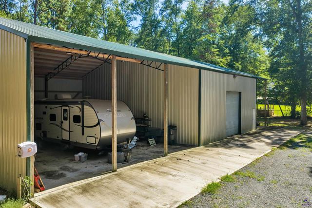 109 Devereaux Drive, Perry, GA 31069