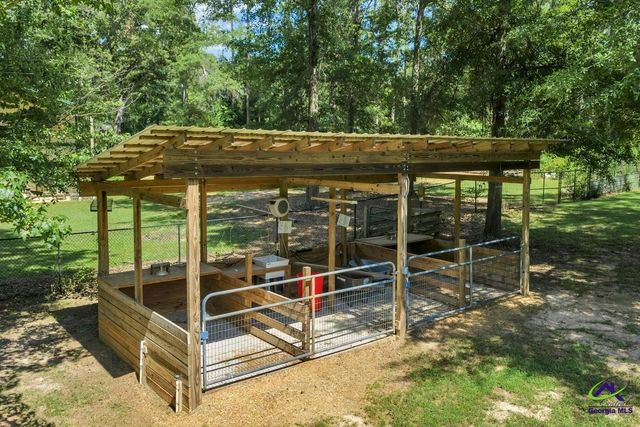 109 Devereaux Drive, Perry, GA 31069