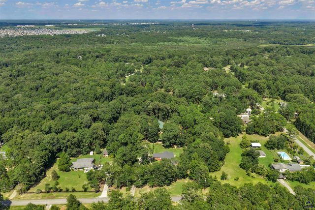 109 Devereaux Drive, Perry, GA 31069