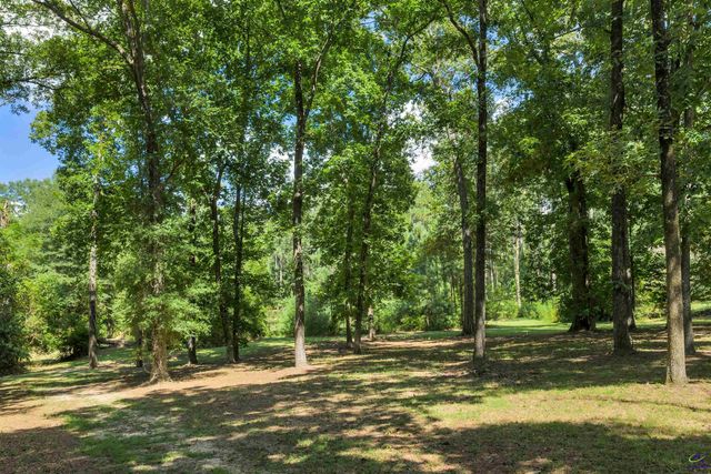 109 Devereaux Drive, Perry, GA 31069