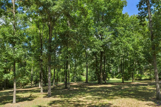 109 Devereaux Drive, Perry, GA 31069