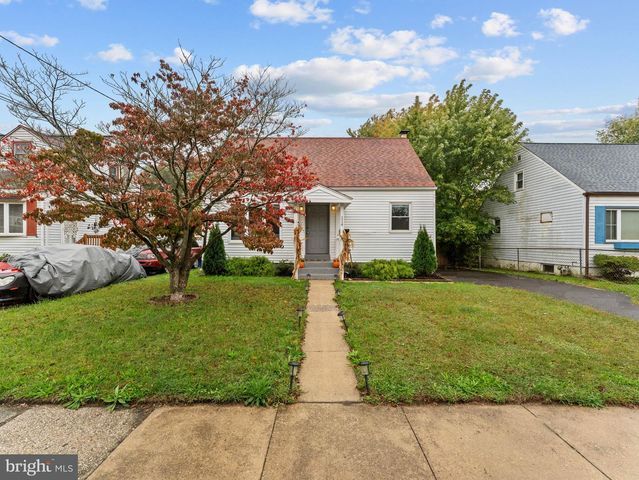 114 E JEFFERSON AVE, Magnolia, NJ 08049