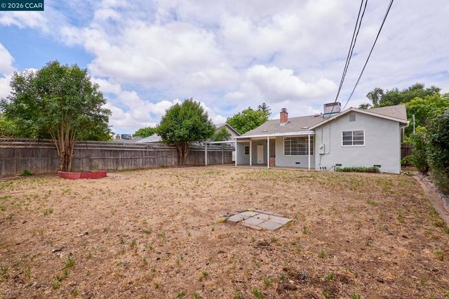 4300 42nd Ave, Sacramento, CA 95824
