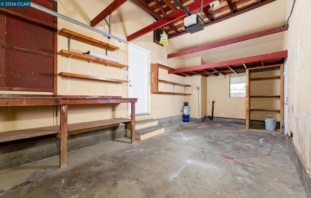 4300 42nd Ave, Sacramento, CA 95824