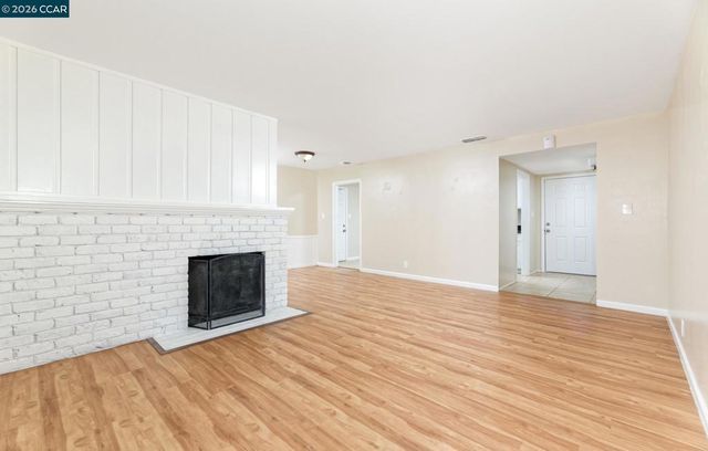 4300 42nd Ave, Sacramento, CA 95824