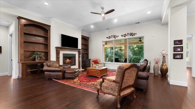 648 Nautica Lane, Montgomery, TX 77316