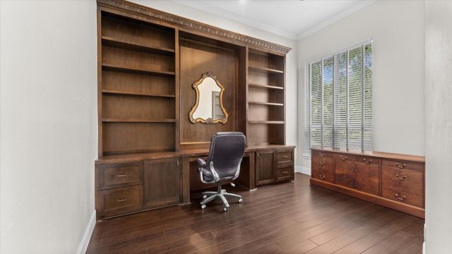 648 Nautica Lane, Montgomery, TX 77316
