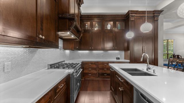 648 Nautica Lane, Montgomery, TX 77316