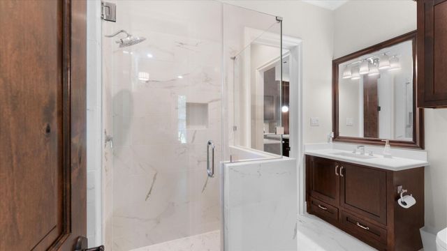648 Nautica Lane, Montgomery, TX 77316