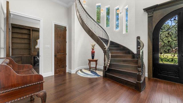 648 Nautica Lane, Montgomery, TX 77316