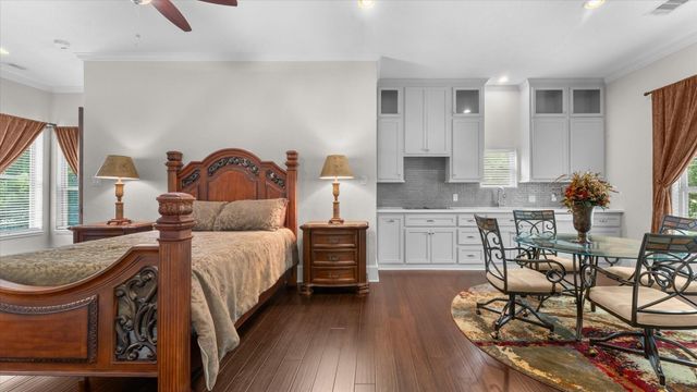 648 Nautica Lane, Montgomery, TX 77316