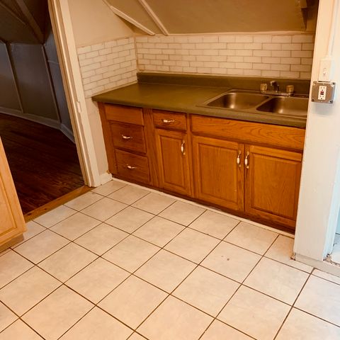 2900 ENOCH Avenue 1, Zion, IL 60099