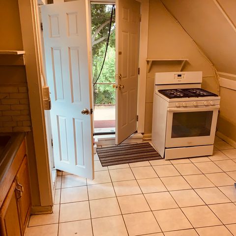 2900 ENOCH Avenue 1, Zion, IL 60099