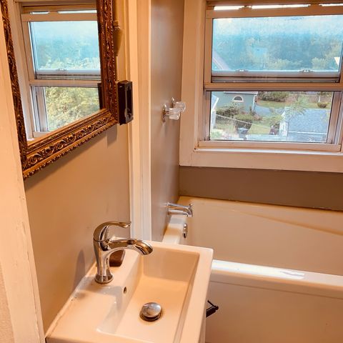 2900 ENOCH Avenue 1, Zion, IL 60099