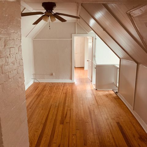 2900 ENOCH Avenue 1, Zion, IL 60099