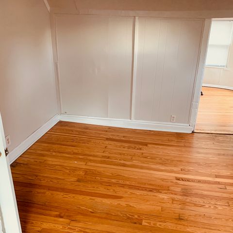 2900 ENOCH Avenue 1, Zion, IL 60099